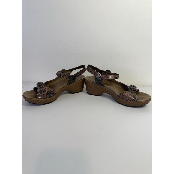 Dansko Joanie Brown Snake Leather Ankle Strap Comfort Sandal 4O - Picture 4 of 15